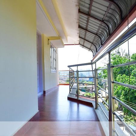Cauvery Suites Madikeri Buitenkant foto
