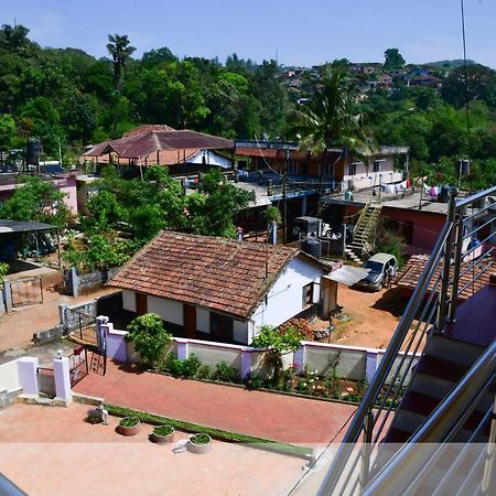 Cauvery Suites Madikeri Buitenkant foto