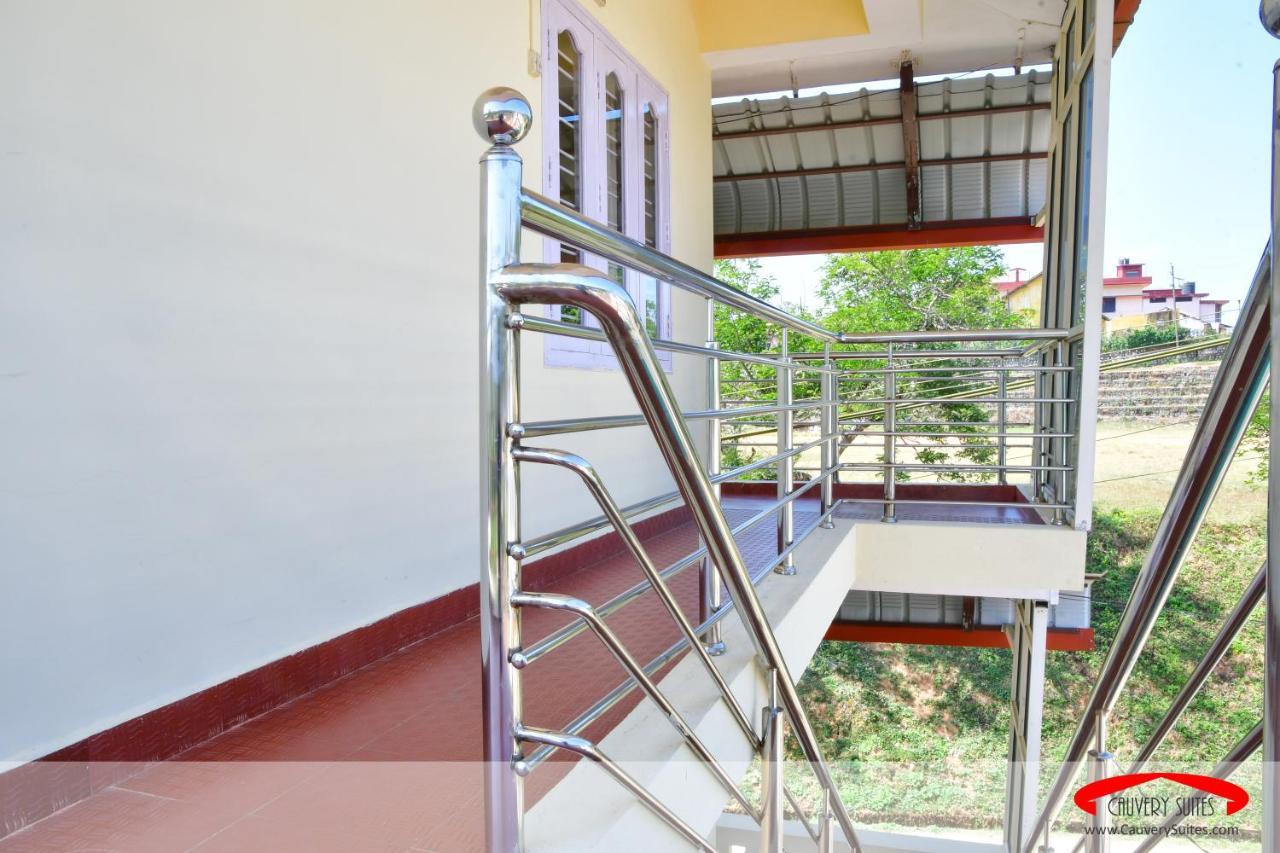 Cauvery Suites Madikeri Buitenkant foto